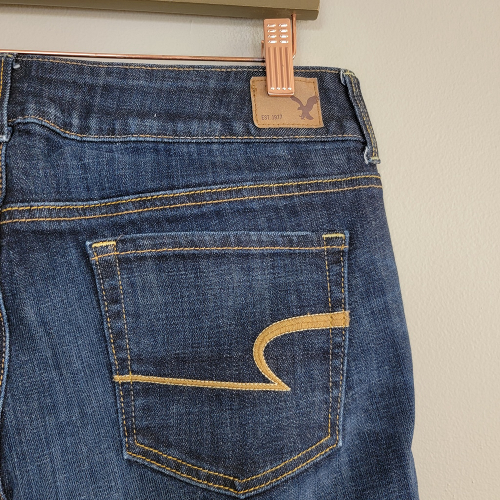 American Eagle Artist Crop Jeans Dark Blue Cropped Low Rise Stretch Denim AE 10 - Picture 6 of 9